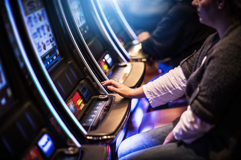 casino-slot-gamblers-2022-12-16-11-47-44-utc.jpg