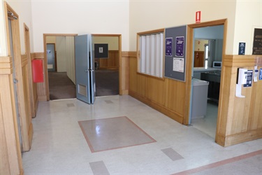 3.-Foyer.jpg